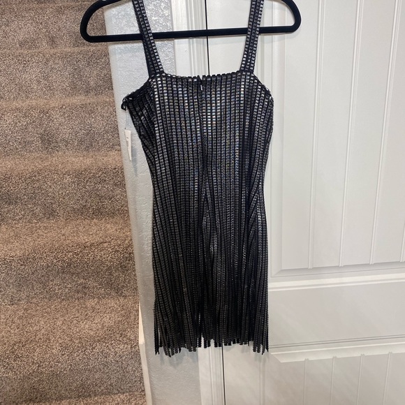 NWT SHO by Tadashi Shoji [ 0 ] Metallic Textured Fringe Minidress in Steel - Picture 4 of 13